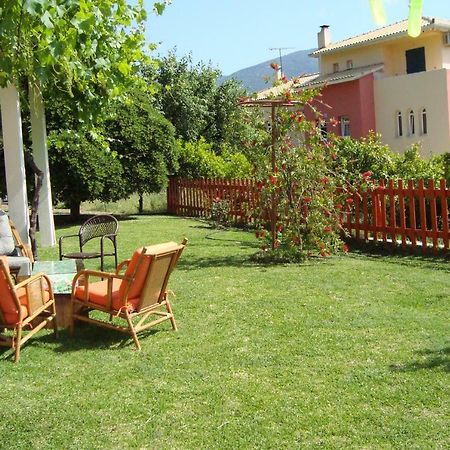 Villa'S Ground Floor Apartment With 60 Qm Swimming Pool Agios Christoforos  Exterior foto